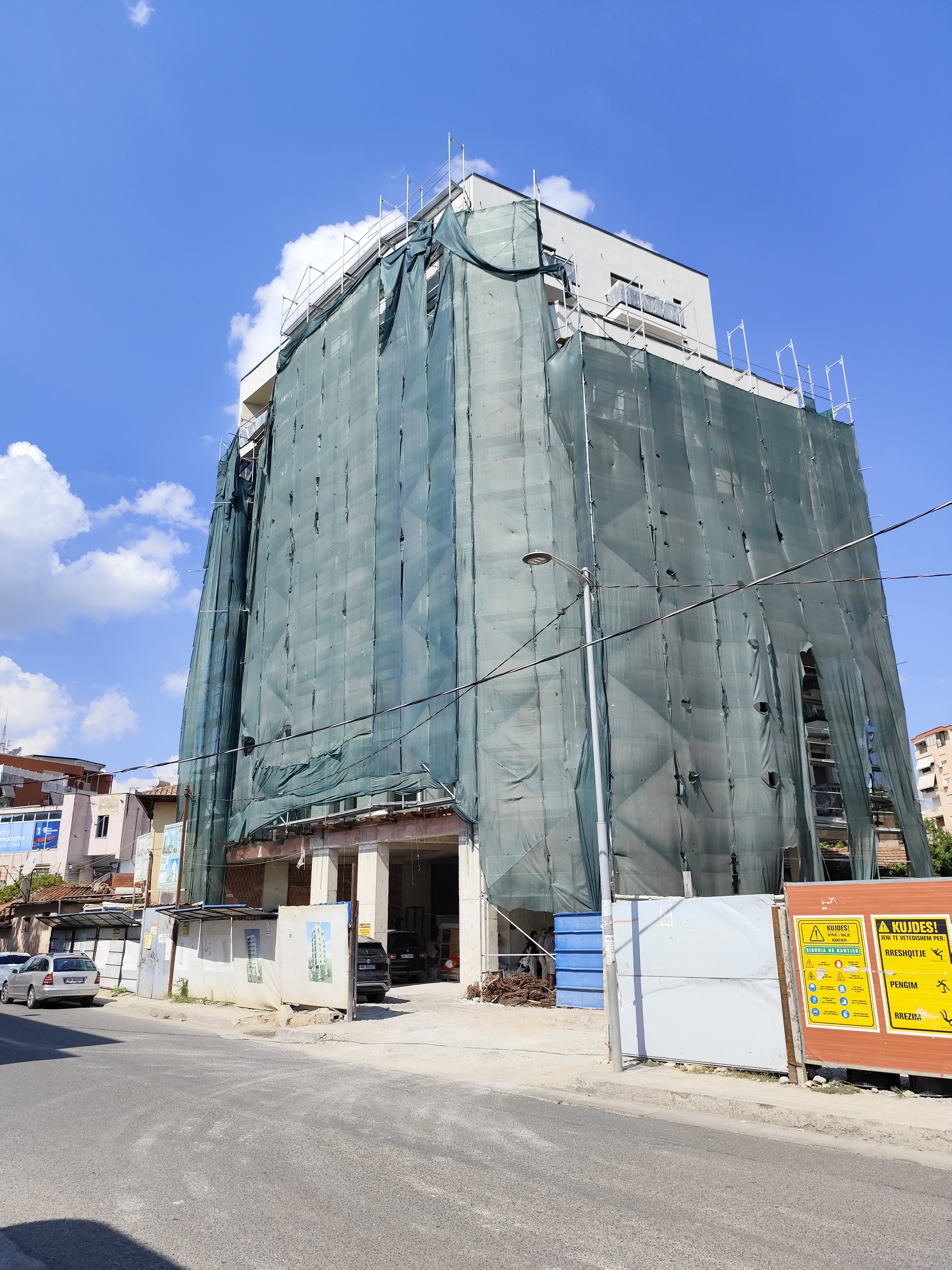 Godinë Banimi dhe Shërbimi 6-8 Kate — Rruga Ali Demi — Sept. 17, 2026
